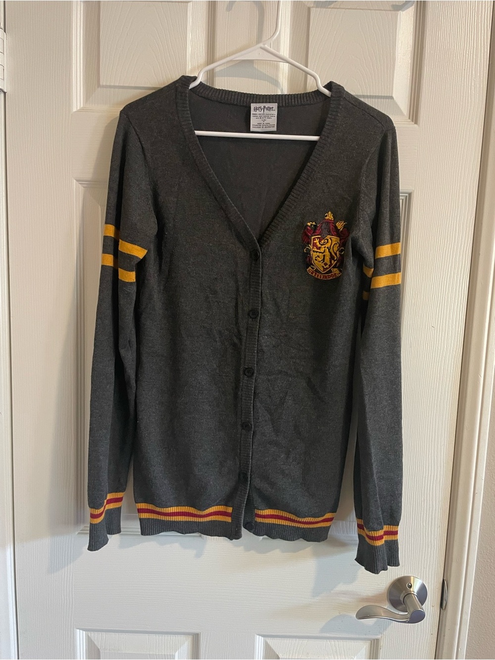 Warner Bros. Harry Potter Gray Knit Label with Black Text
